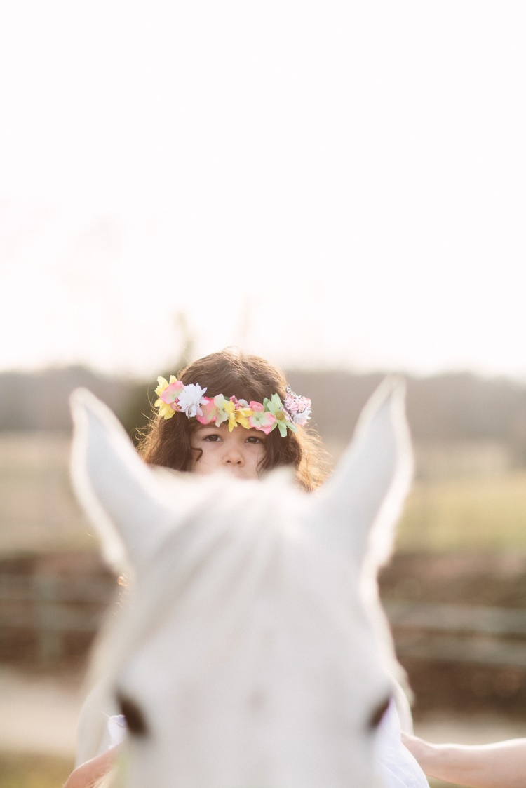 Tire Swing Photography | Horse & Child photography_0006