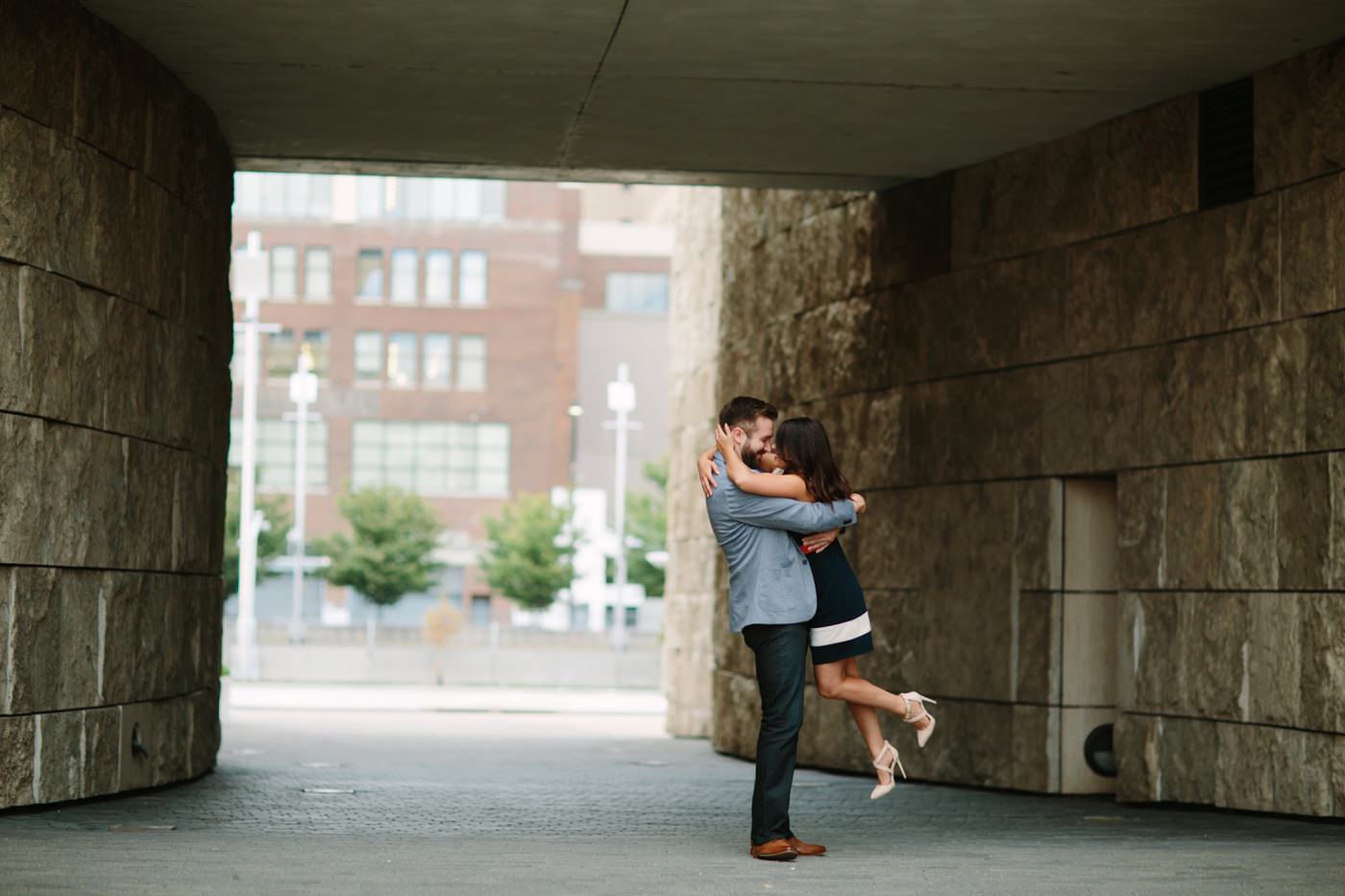 Tire Swing Photography | Downtown Cincinnati Engagement Session_0019