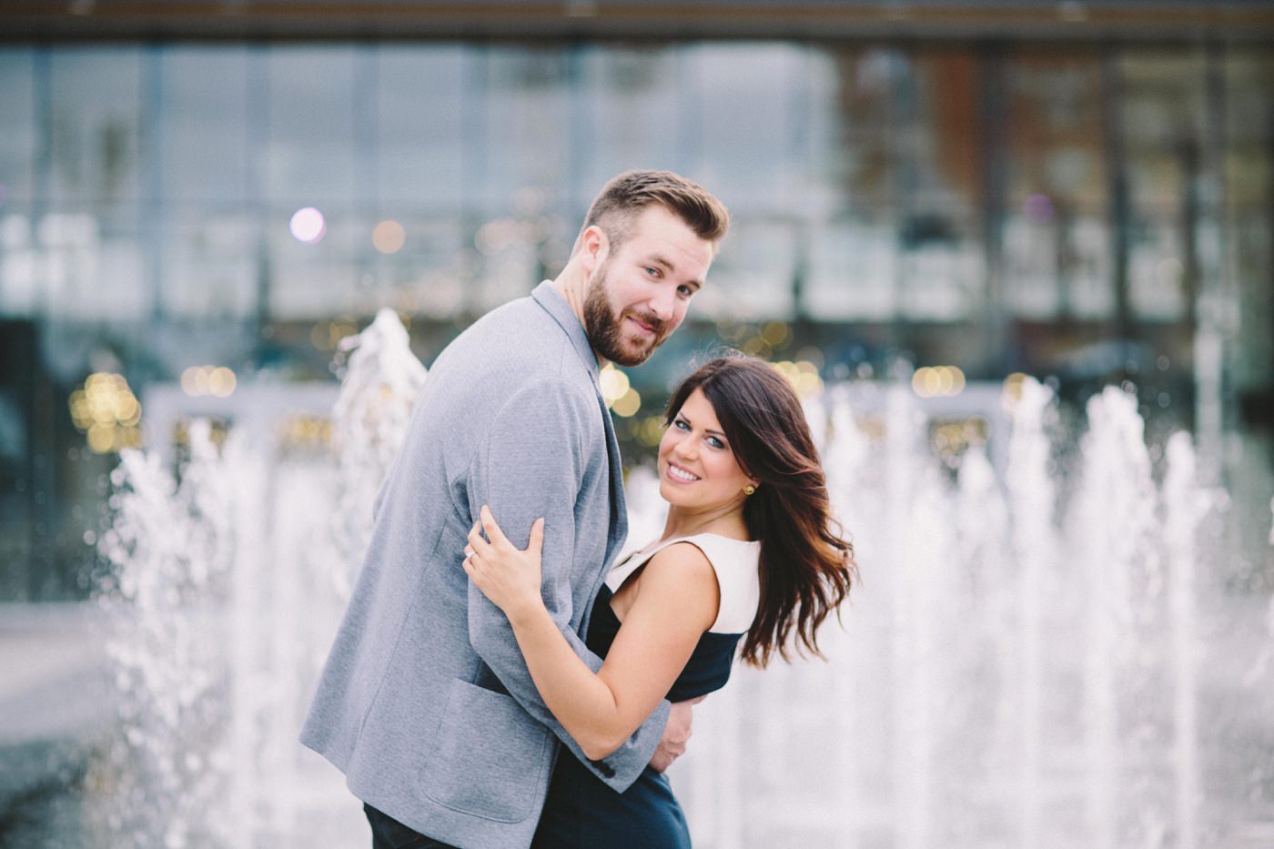 Tire Swing Photography | Downtown Cincinnati Engagement Session_0026