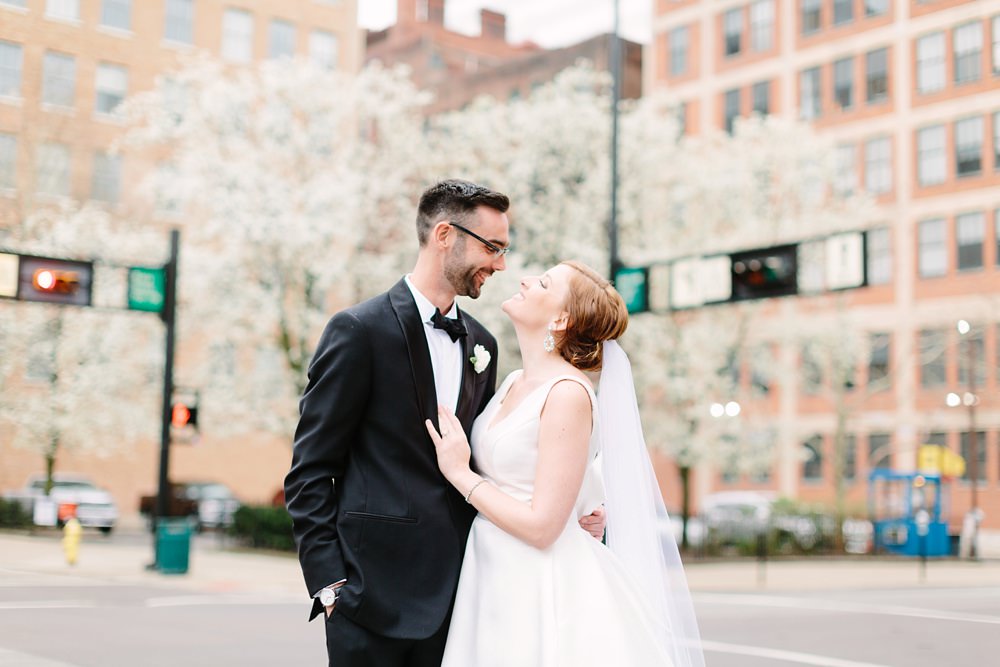 Cincinnati Club Spring Wedding Photographers